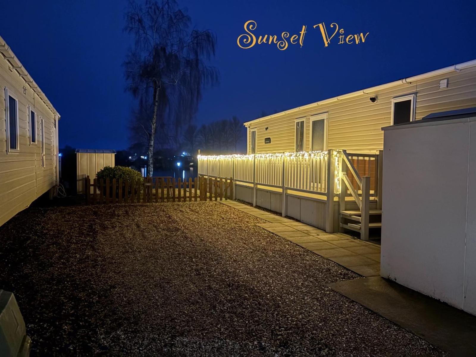 Tattershall Lakes Sunset View Caravan Lakeside, Hot Tub, Garden, Private Fishing Peg & Wifi Exteriér fotografie