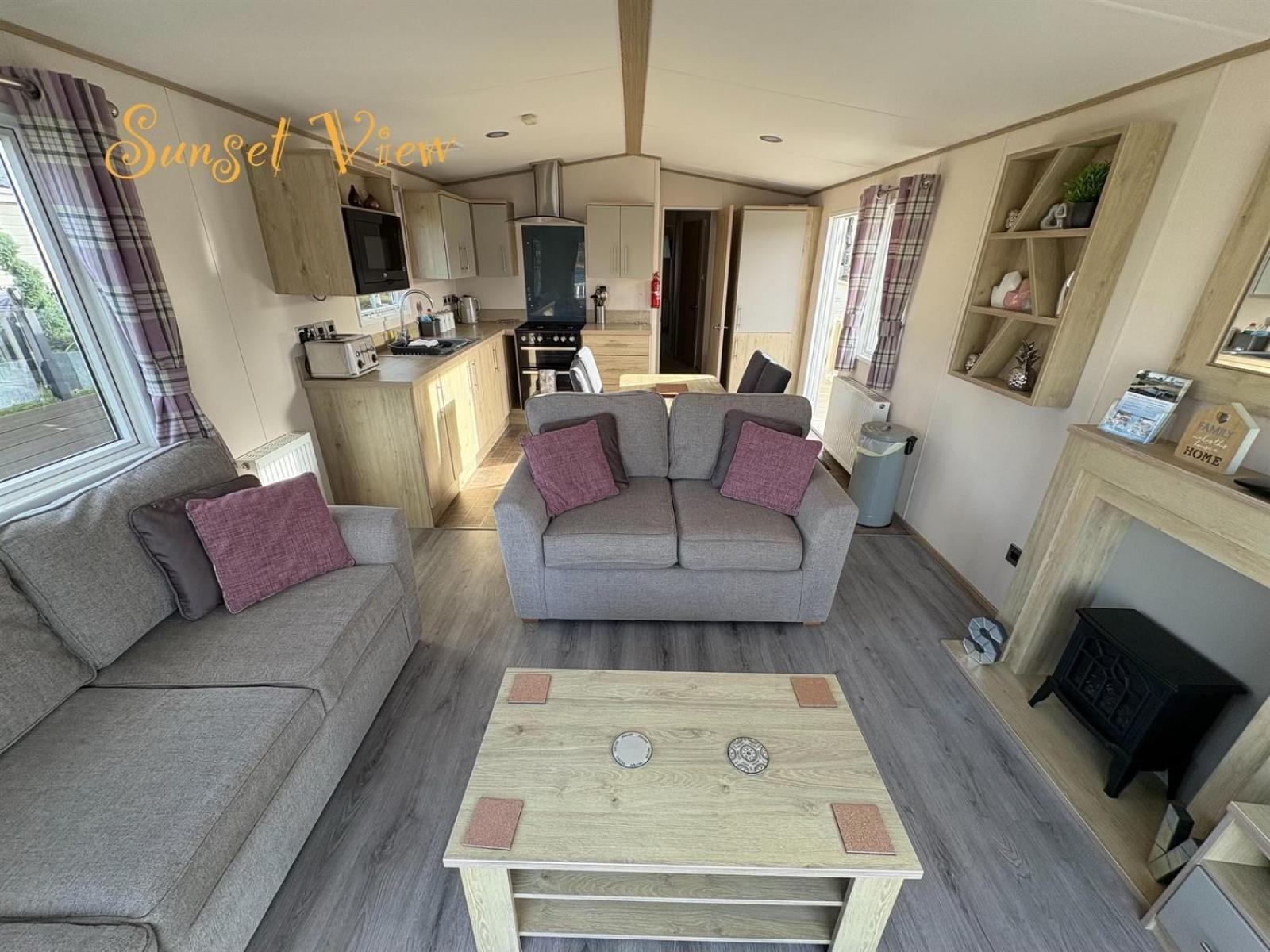Tattershall Lakes Sunset View Caravan Lakeside, Hot Tub, Garden, Private Fishing Peg & Wifi Exteriér fotografie