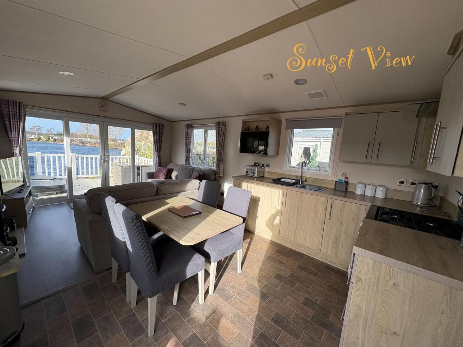 Tattershall Lakes Sunset View Caravan Lakeside, Hot Tub, Garden, Private Fishing Peg & Wifi Exteriér fotografie
